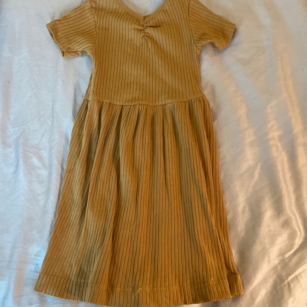 Kate Quinn 100% organic cotton ribbed dress, size 6, like new!